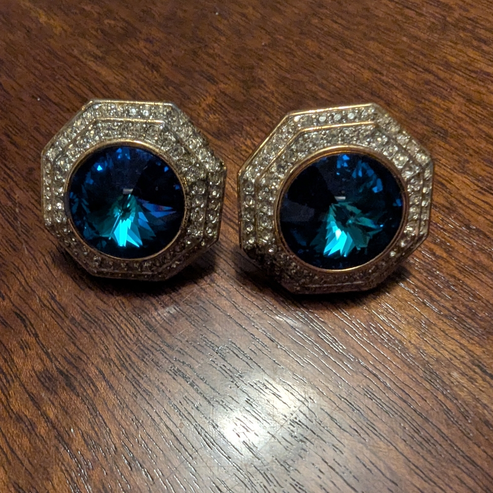 Vintage St. John Blue and Silver Octagon Clip On Earrings - Picture 5 of 9